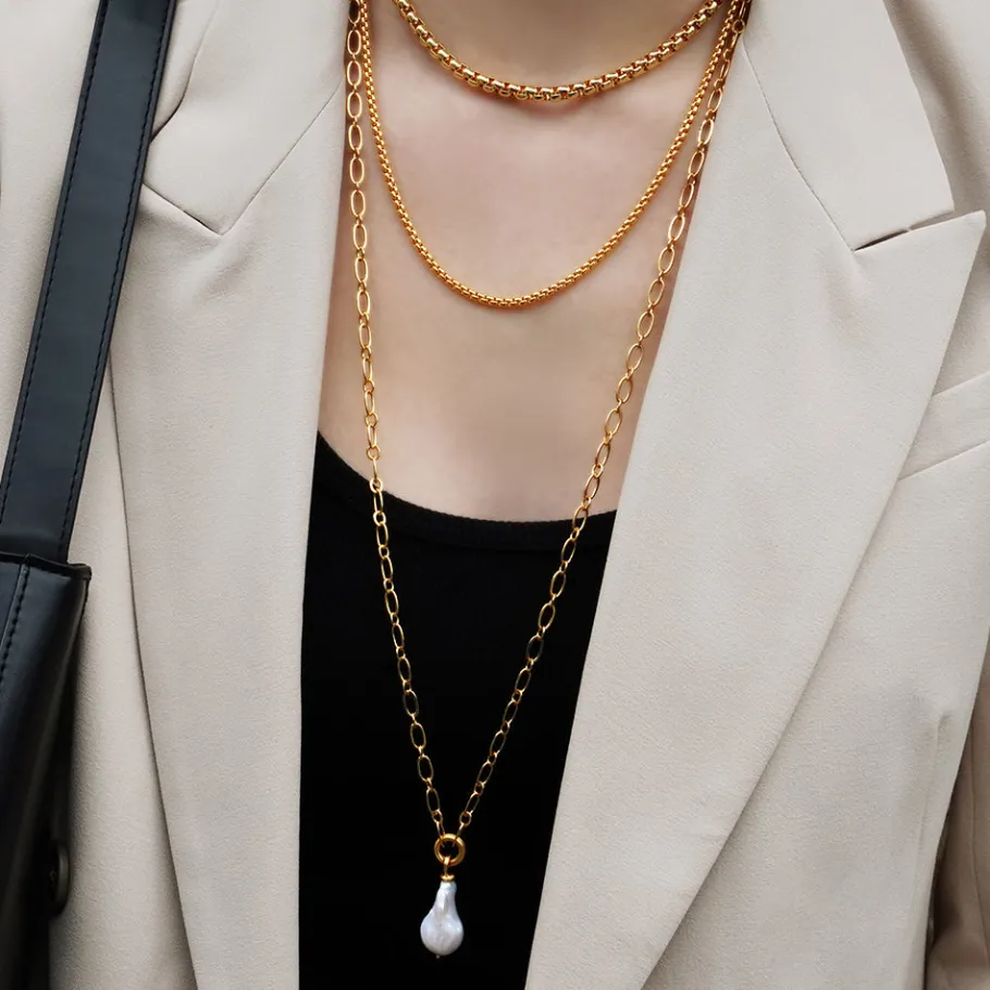 Sale Florence Long Pendant Necklace Necklaces
