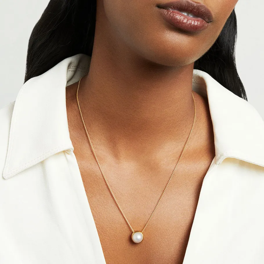 Fashion Signature Knockout Pendant Pendants | Necklaces